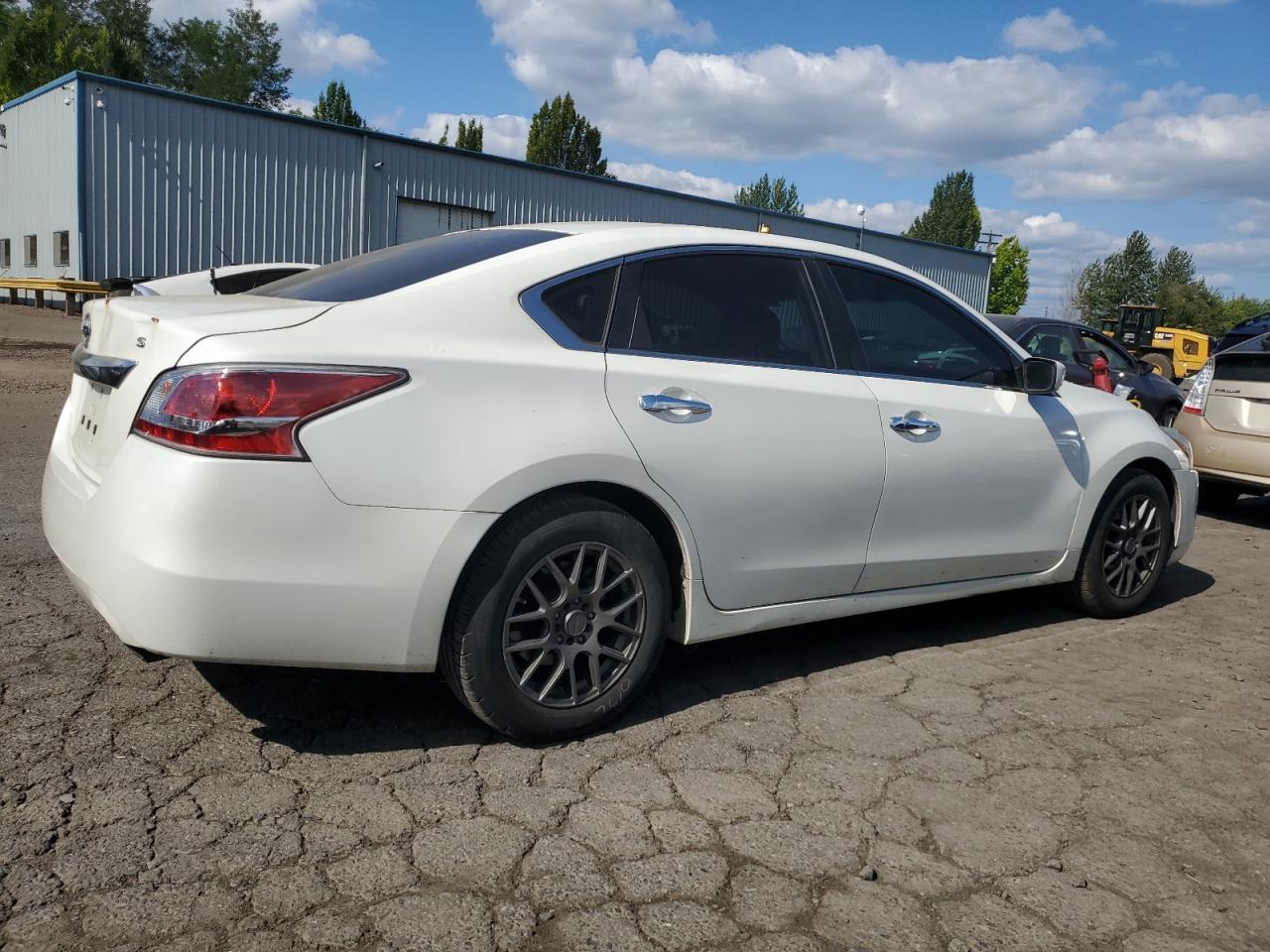 2015 Nissan Altima 2.5 - Фото 3