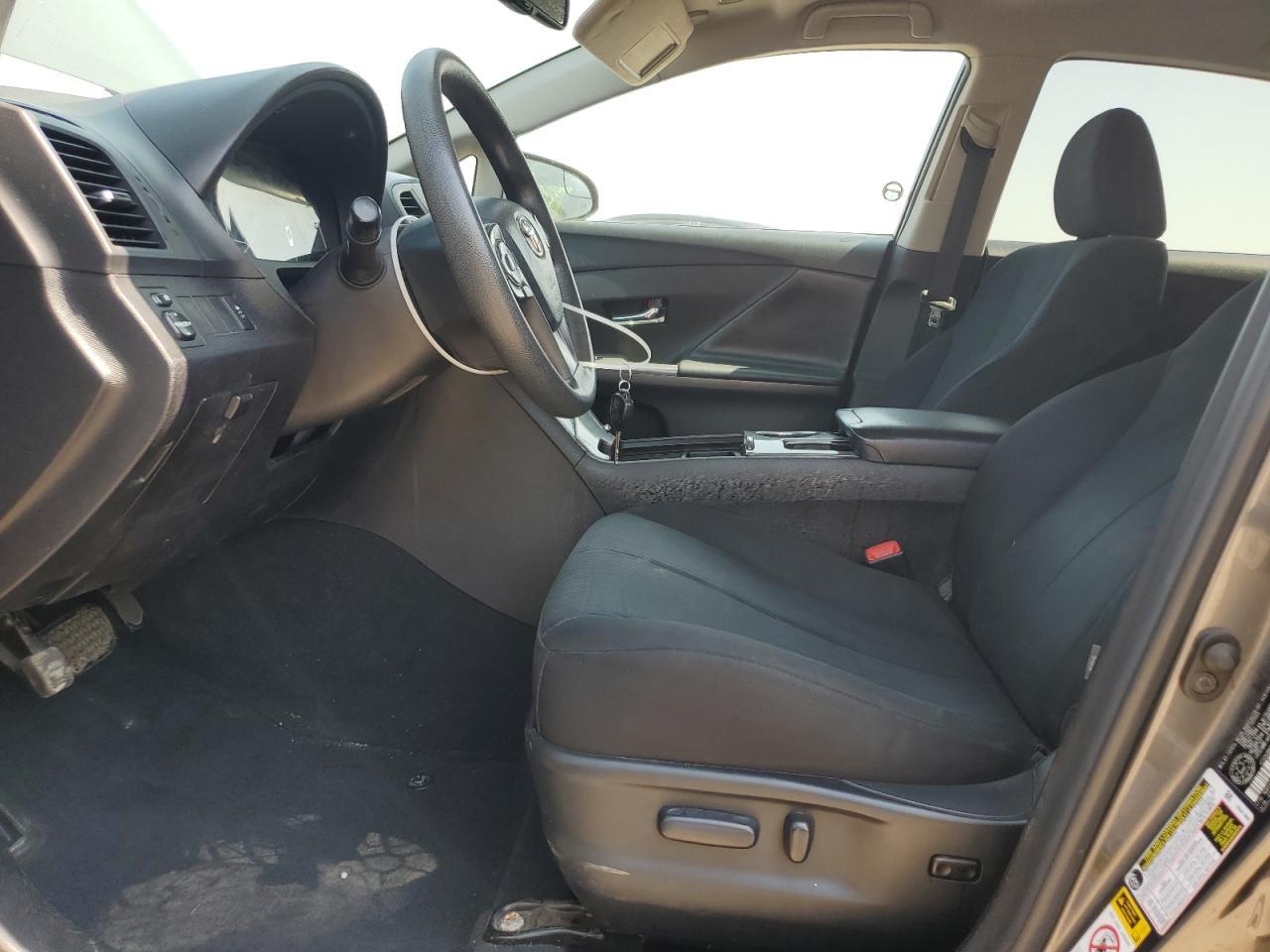 2016 Toyota Venza Xle - Image 7