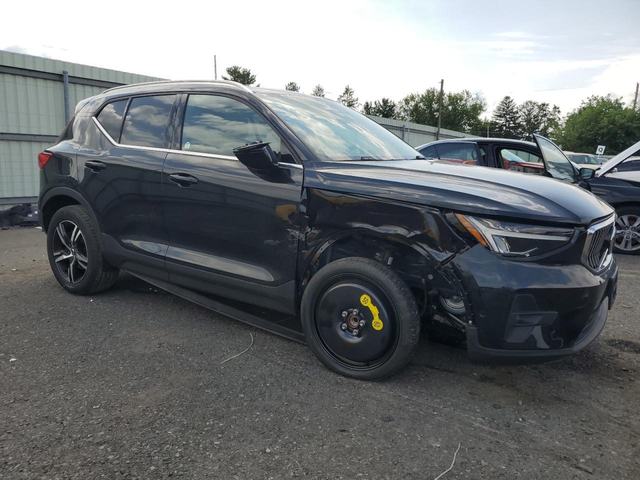 2023 Volvo Xc40 Plus - Фото 4