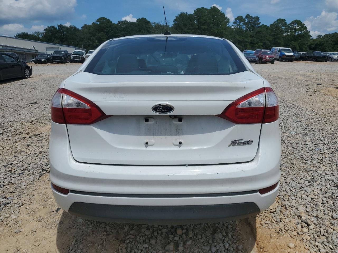 2018 Ford Fiesta S - Image 6