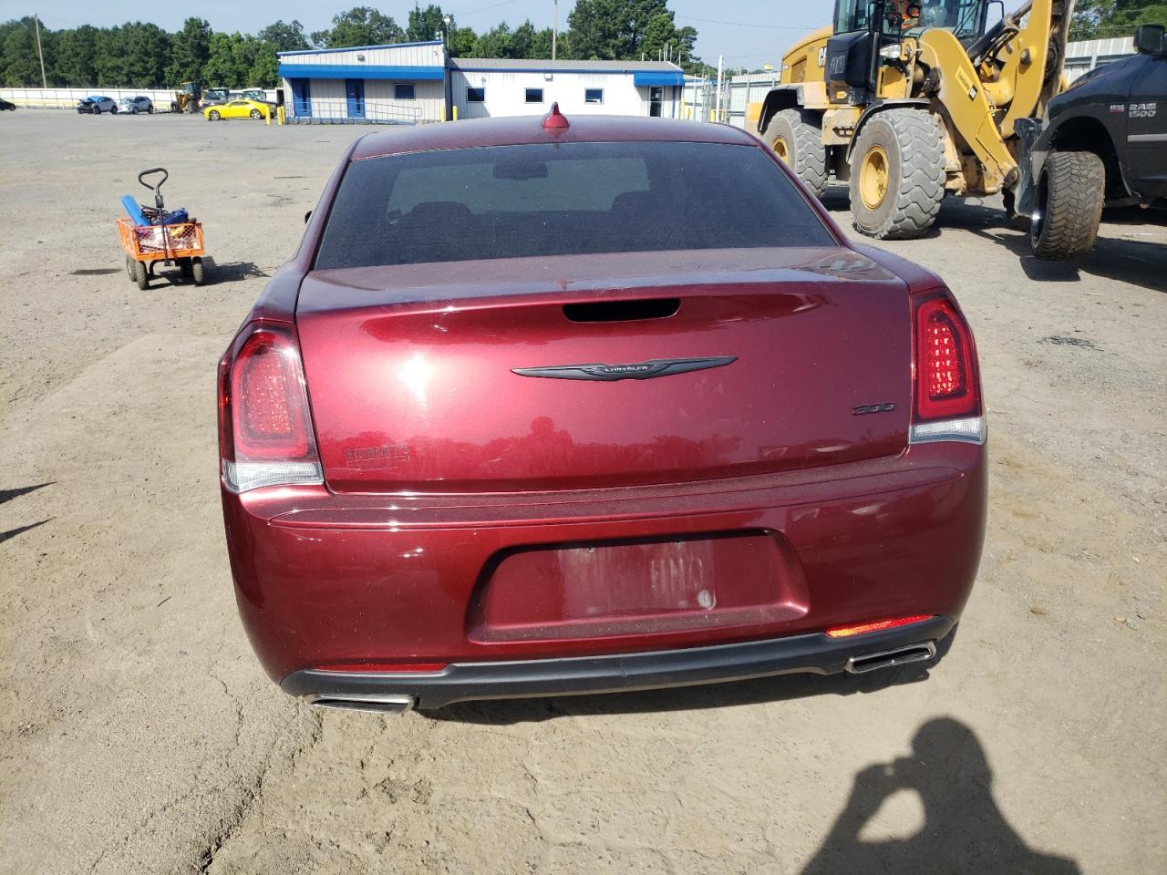 2022 Chrysler 300 Touring - Фото 6