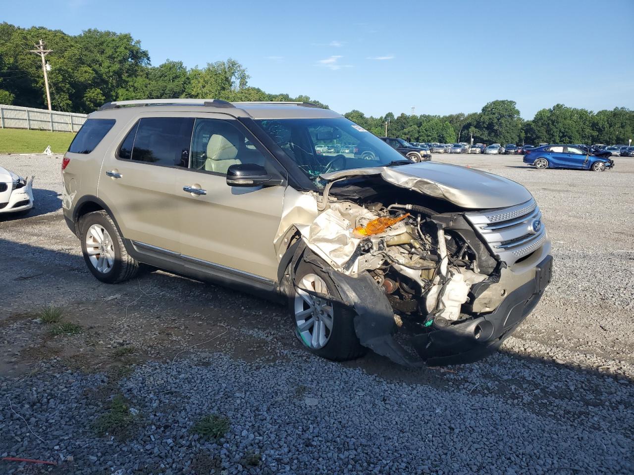 2011 Ford Explorer Xlt - Image 4