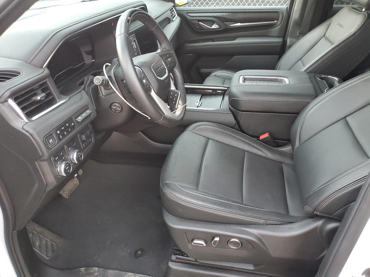 2024 GMC Yukon Denali - Фото 7