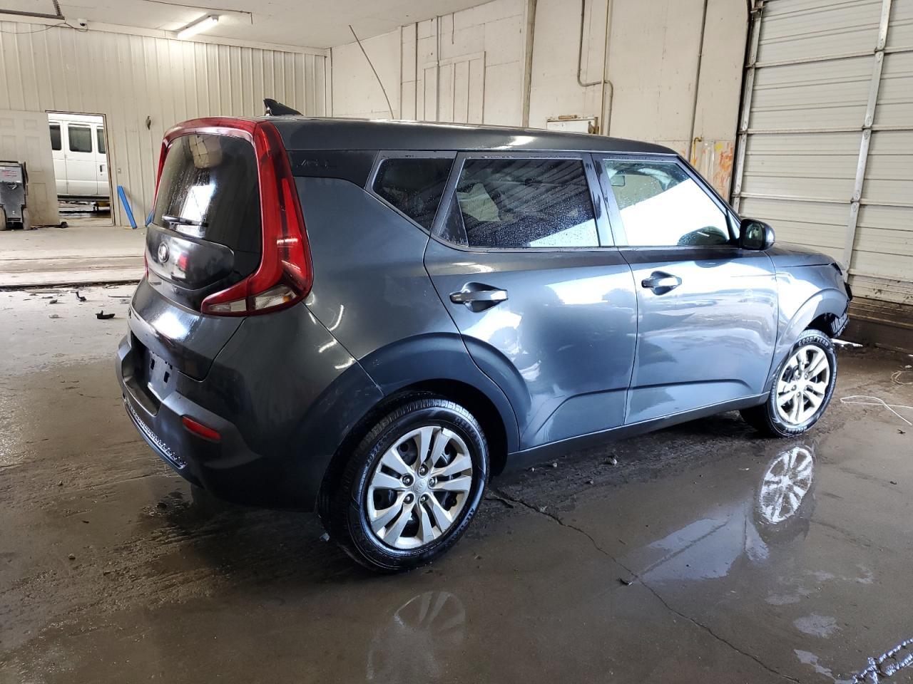 2020 Kia Soul Lx - Фото 3