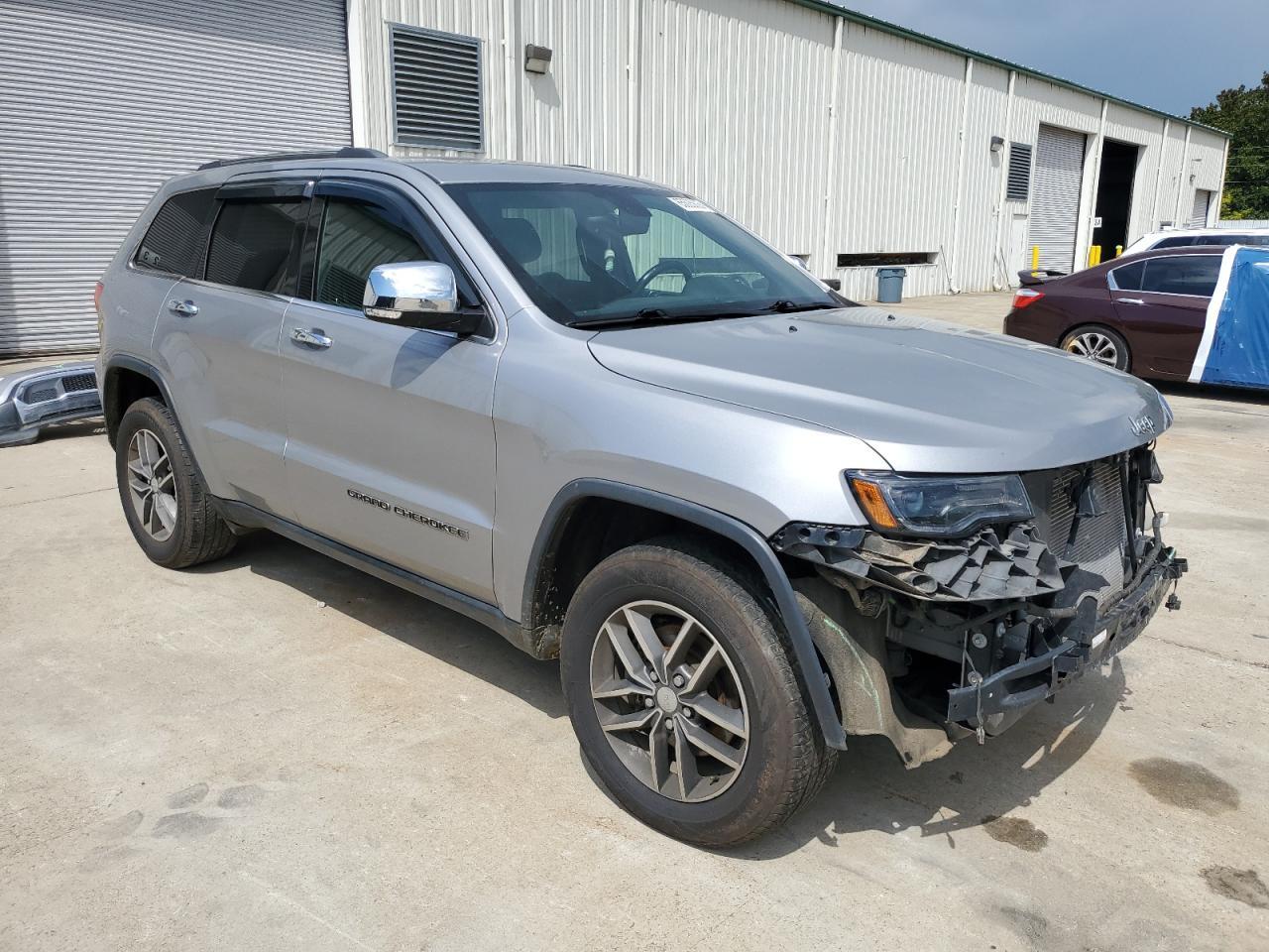 2017 Jeep Grand Cherokee Limited - Image 4