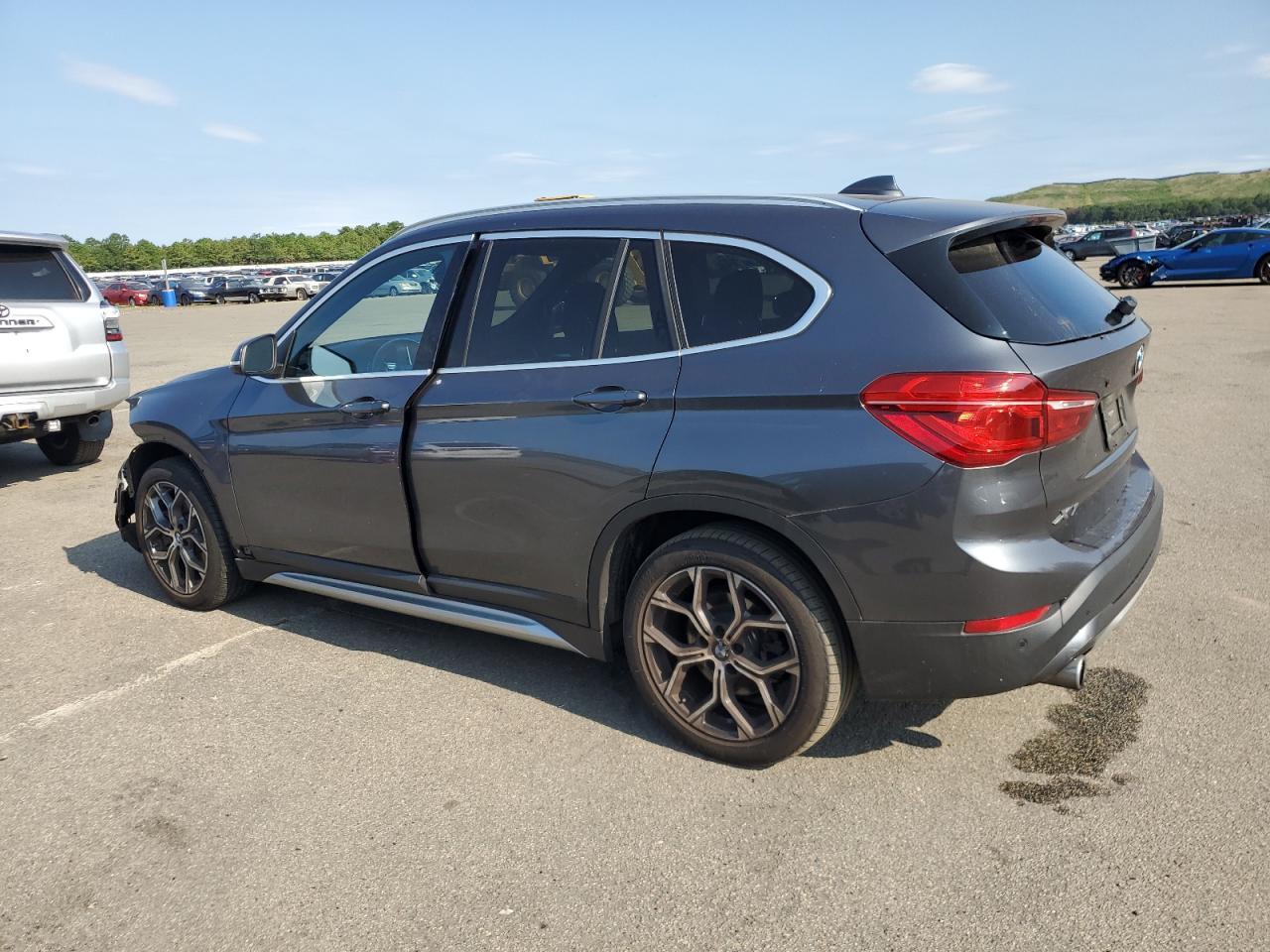 2021 BMW X1 xDrive28I - Фото 2