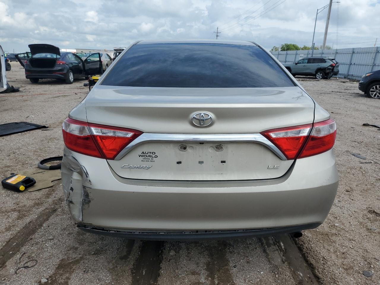 2015 Toyota Camry Le - Фото 6