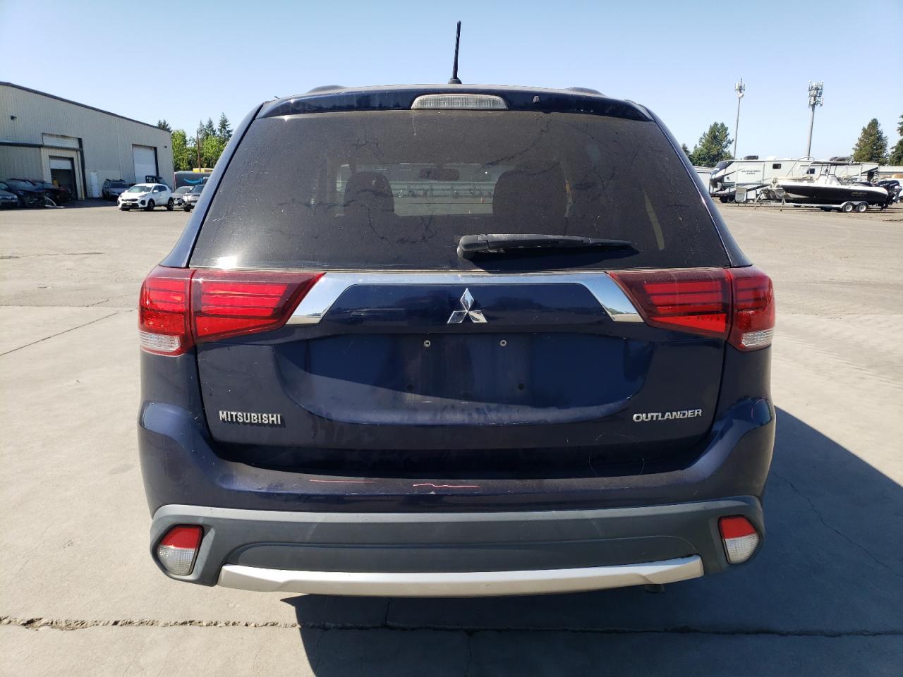 2016 Mitsubishi Outlander Es - Фото 6