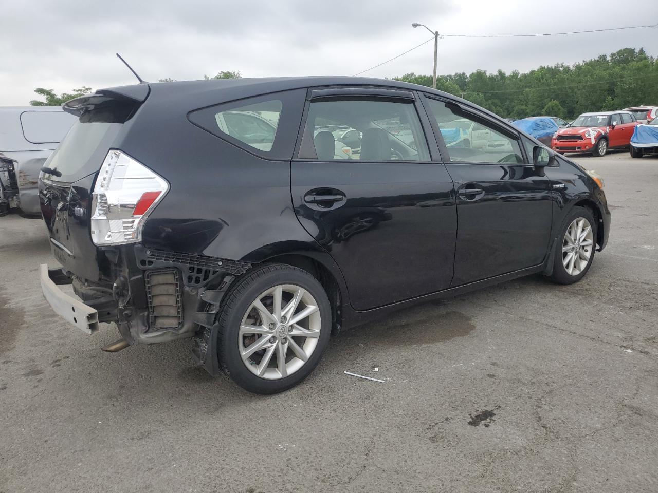 2014 Toyota Prius V - Фото 3