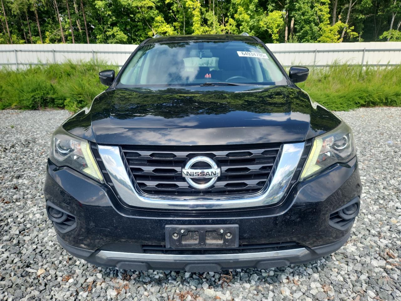 2017 Nissan Pathfinder S - Image 5
