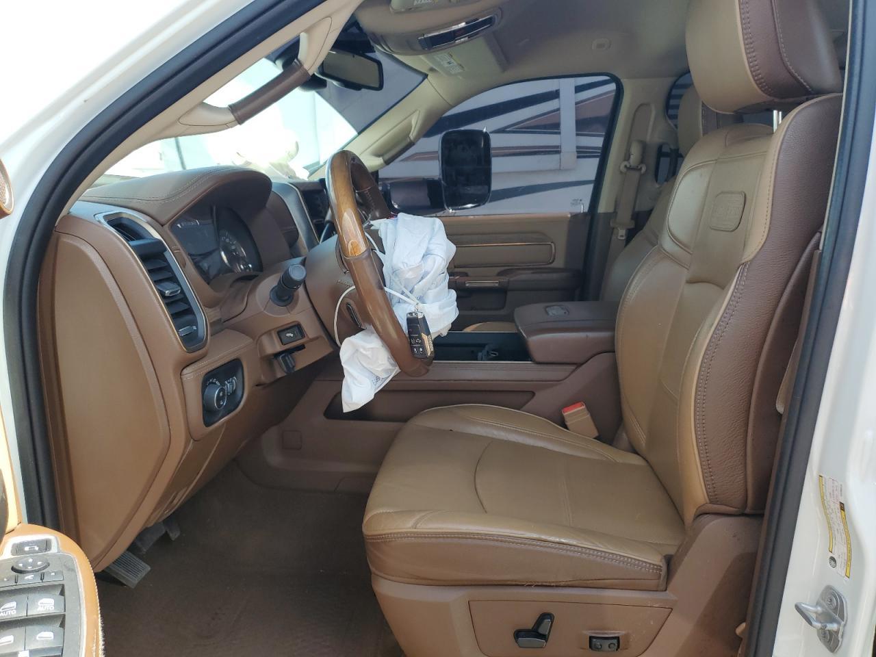 2022 Ram 3500 Longhorn - Фото 7