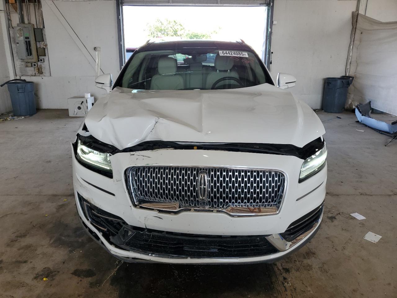 2020 Lincoln Nautilus Reserve - Image 5