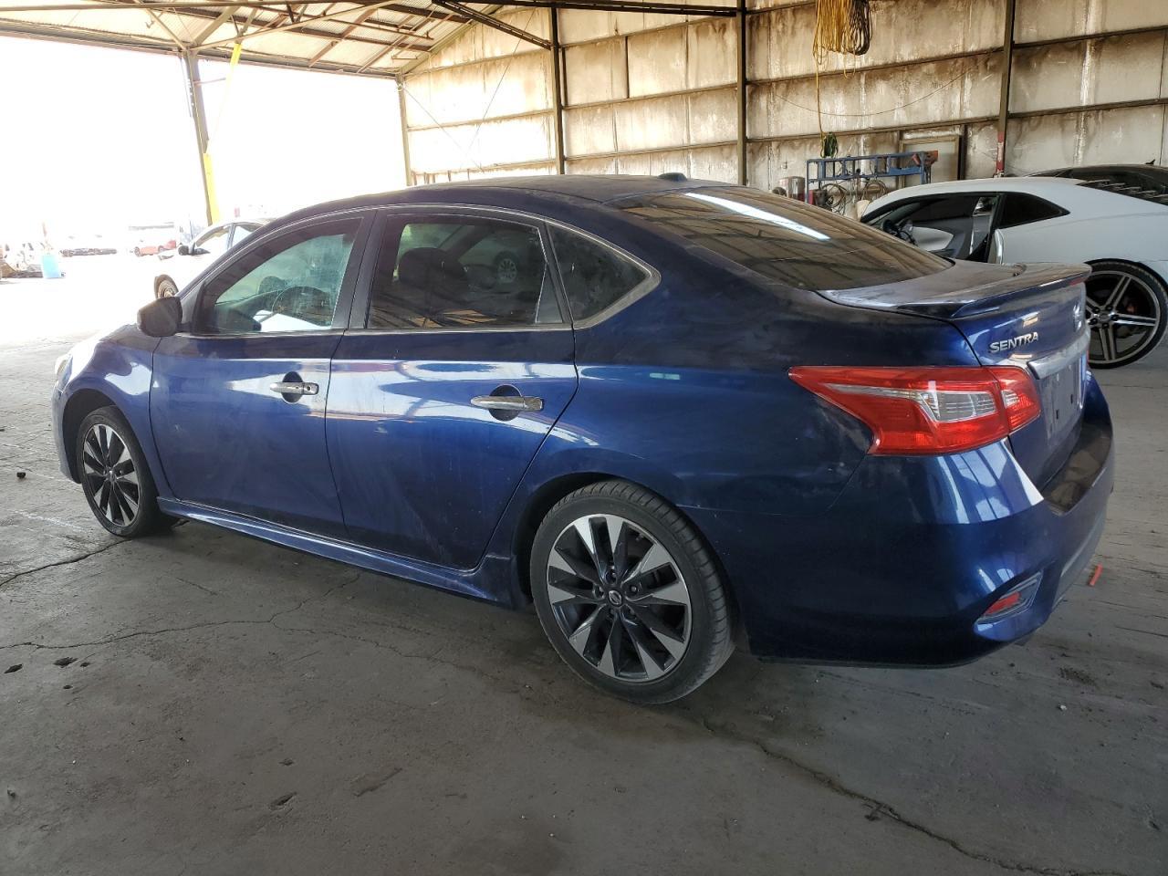 2016 Nissan Sentra S - Фото 2