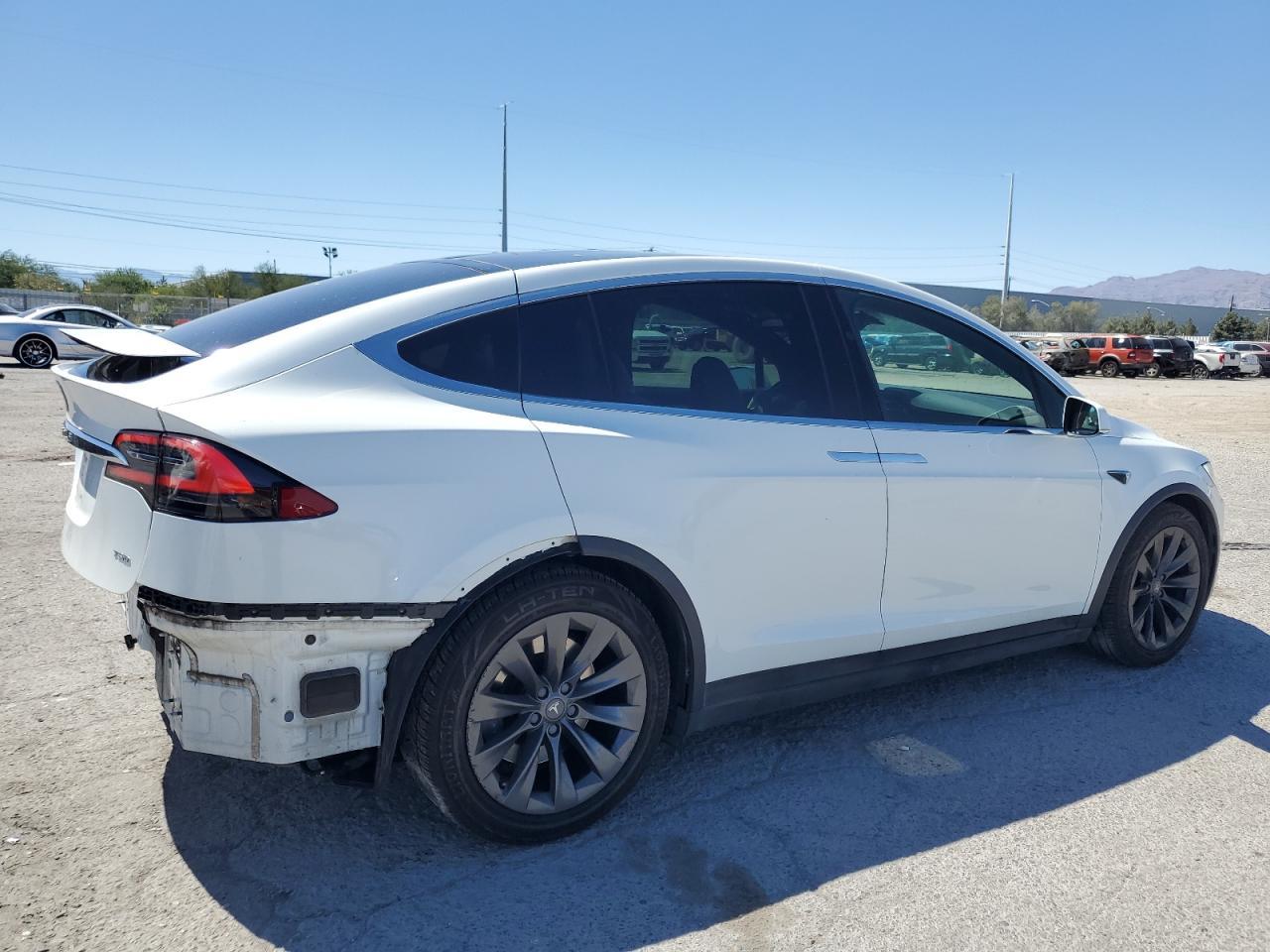 2018 Tesla Model X - Image 3