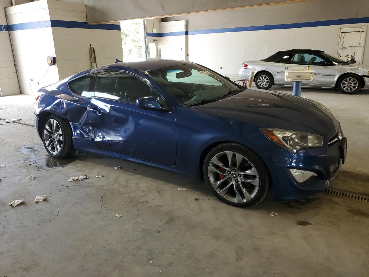 2014 Hyundai Genesis Coupe 2.0T - Фото 4