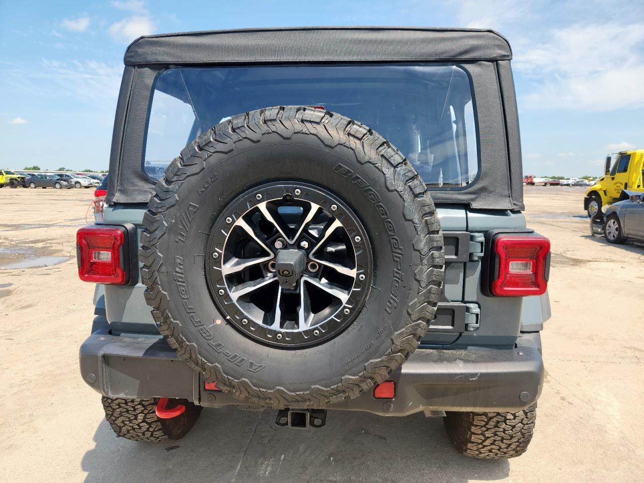 2024 Jeep Wrangler Rubicon - Фото 6