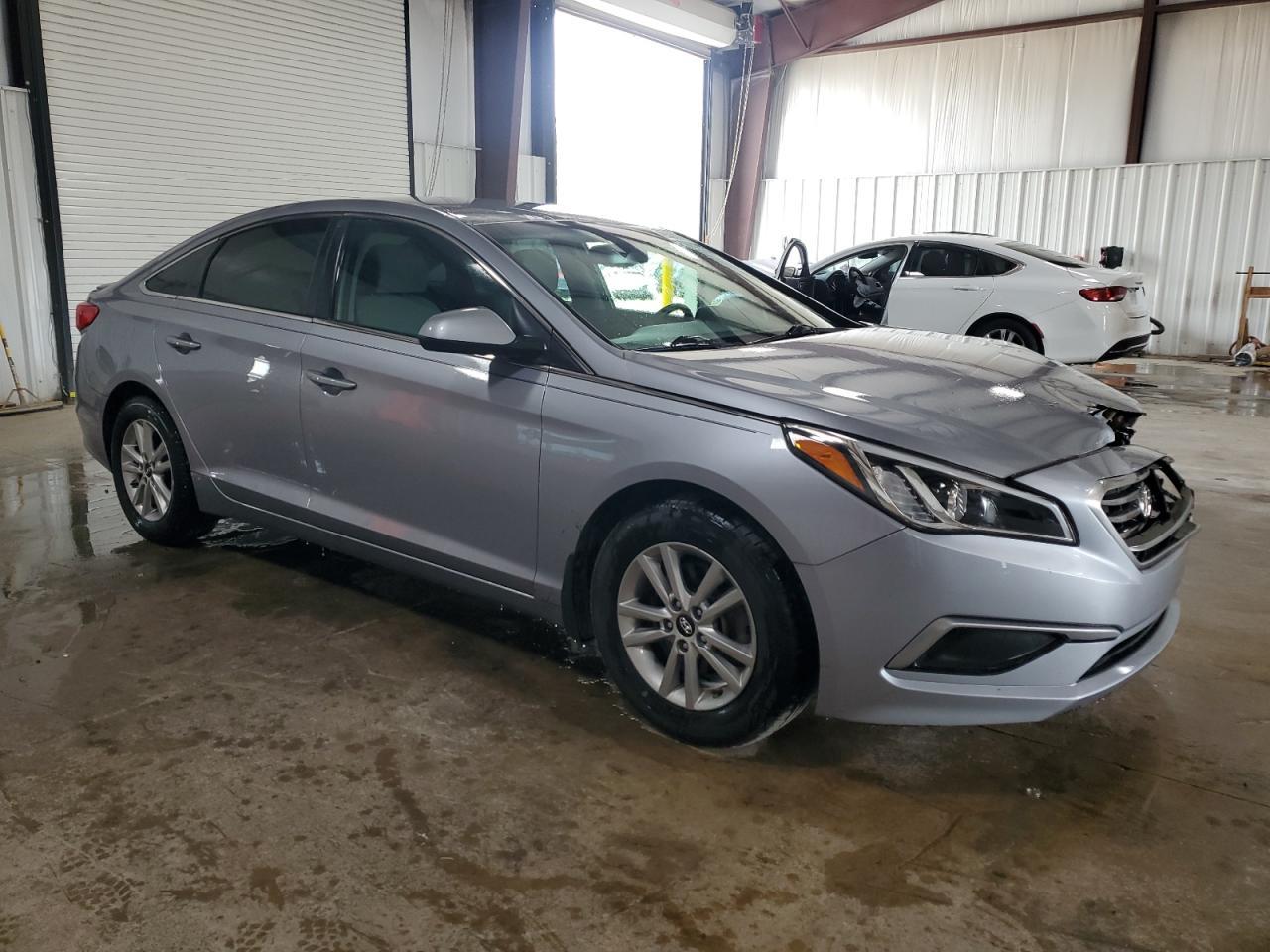 2017 Hyundai Sonata Se - Фото 4