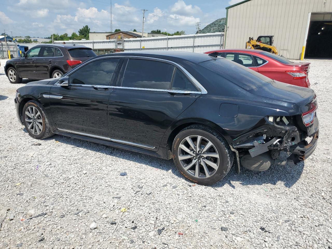 2019 Lincoln Continental - Фото 2