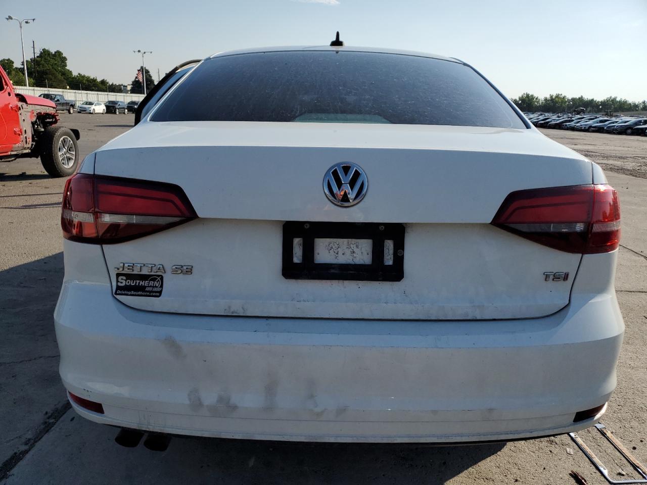 2017 Volkswagen Jetta Se - Image 6