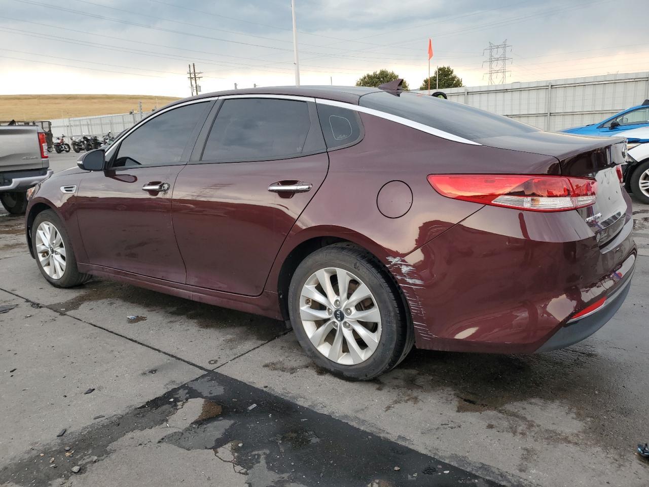 2018 Kia Optima Lx - Фото 2