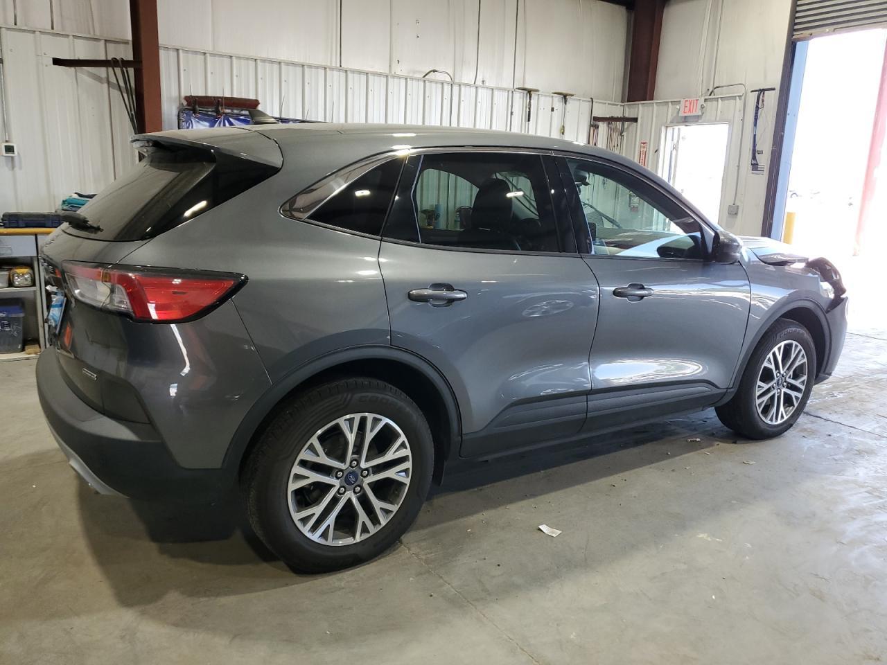 2022 Ford Escape Sel - Image 3