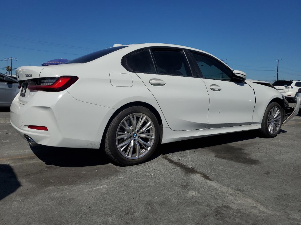 2023 BMW 330I - Image 3