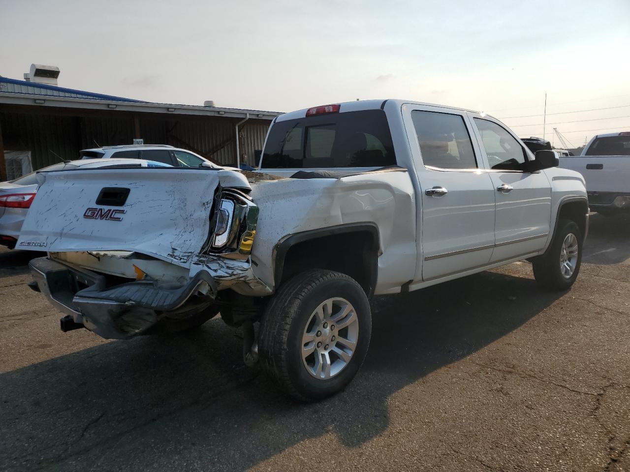 2017 GMC Sierra K1500 Slt - Image 3