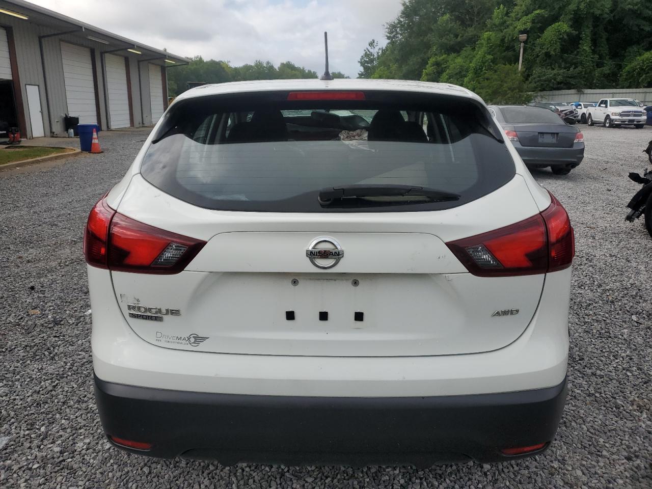 2019 Nissan Rogue Sport S - Фото 6