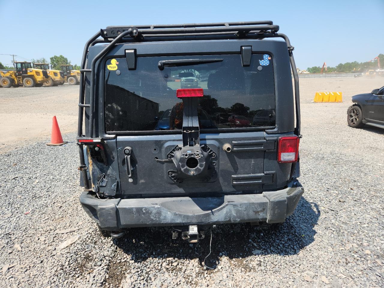 2016 Jeep Wrangler Unlimited Sahara - Фото 6