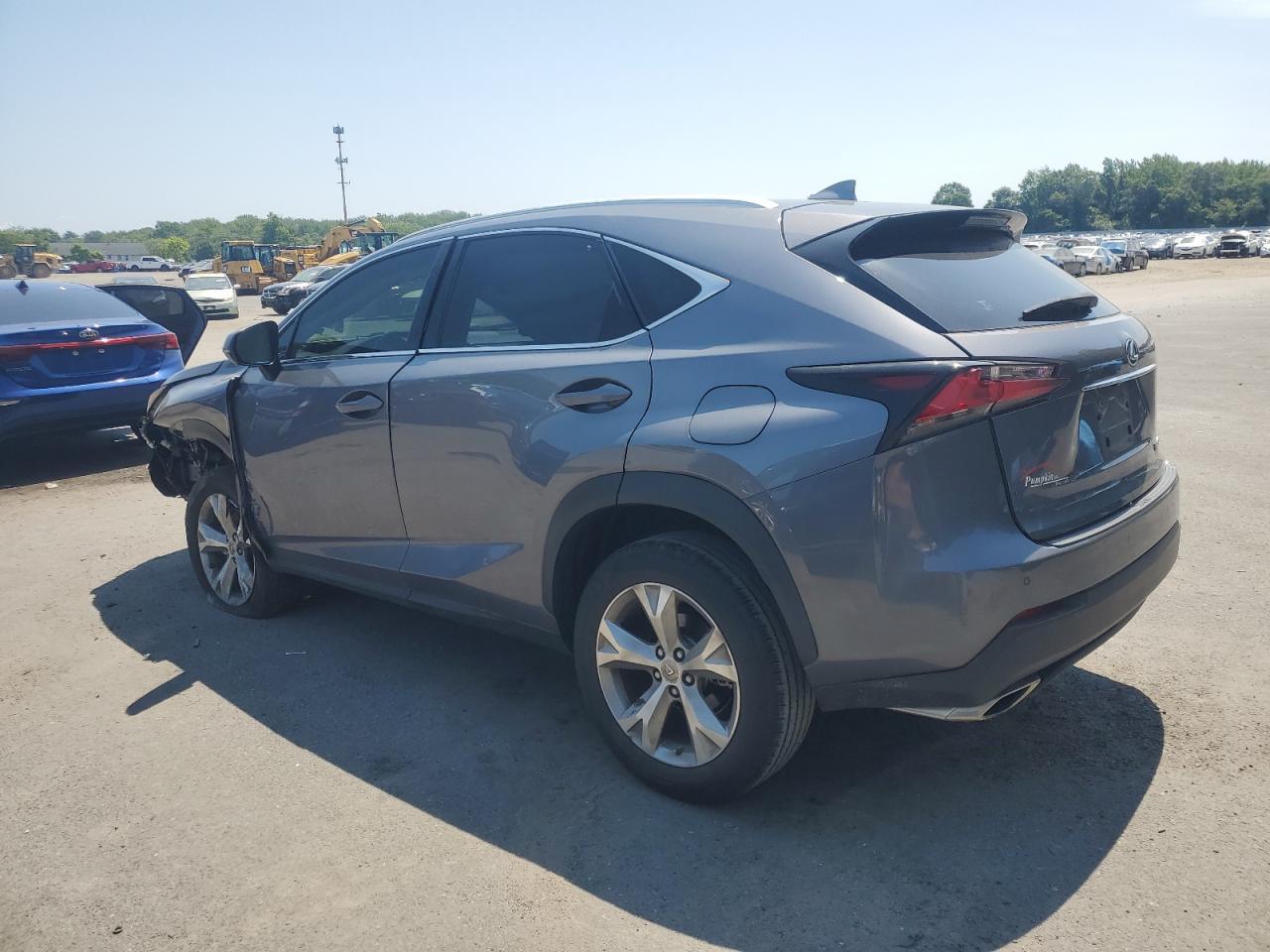 2017 Lexus Nx 200T Base - Фото 2