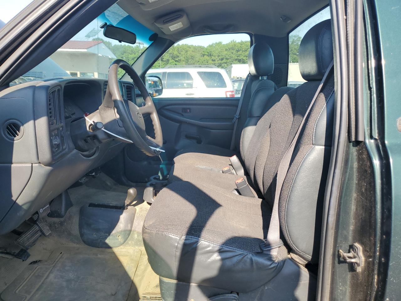 2002 Chevrolet Silverado K1500 - Image 7