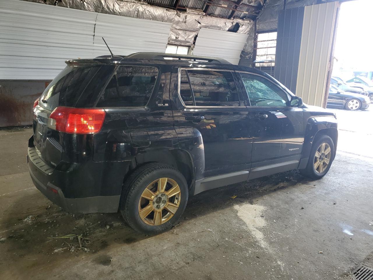 2013 GMC Terrain Sl - Image 3