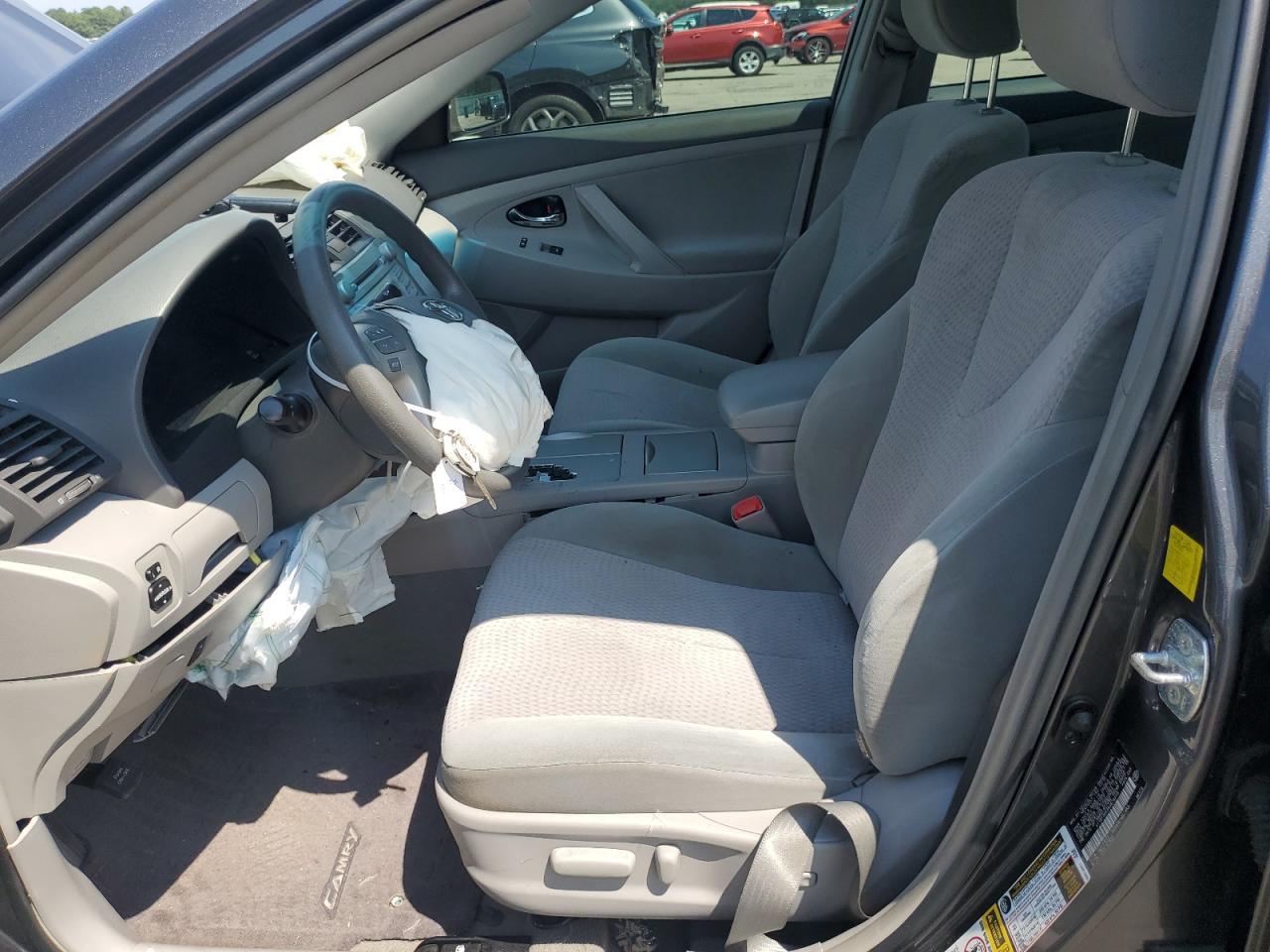 2011 Toyota Camry Base - Image 7