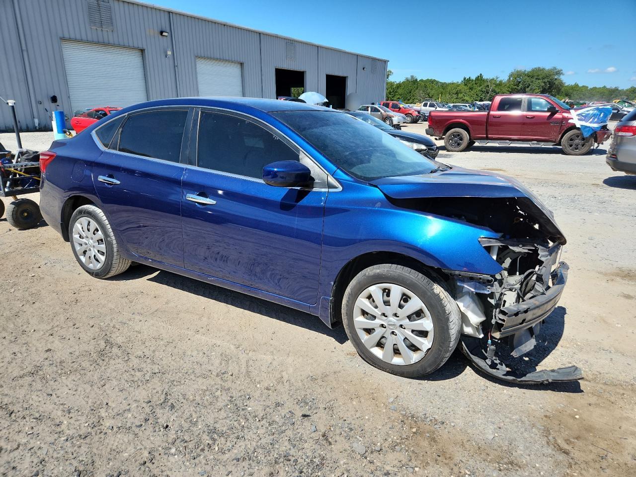 2016 Nissan Sentra S - Фото 4