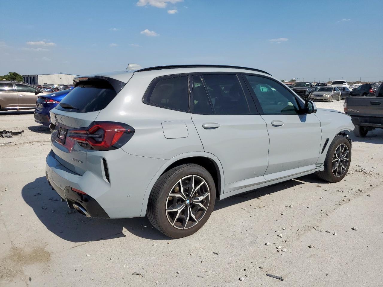 2023 BMW X3 xDrive30I - Фото 3