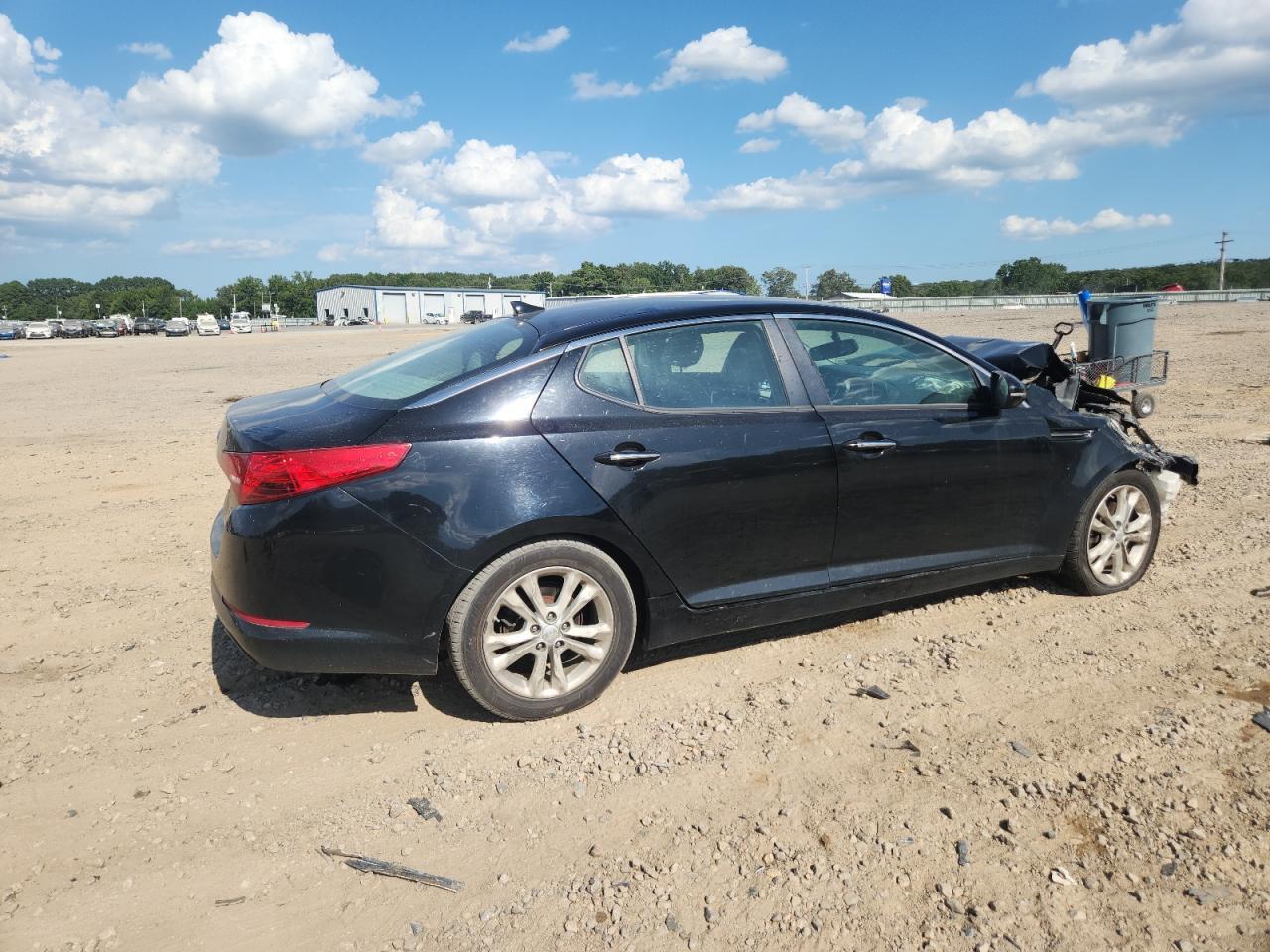 2013 Kia Optima Ex - Image 3