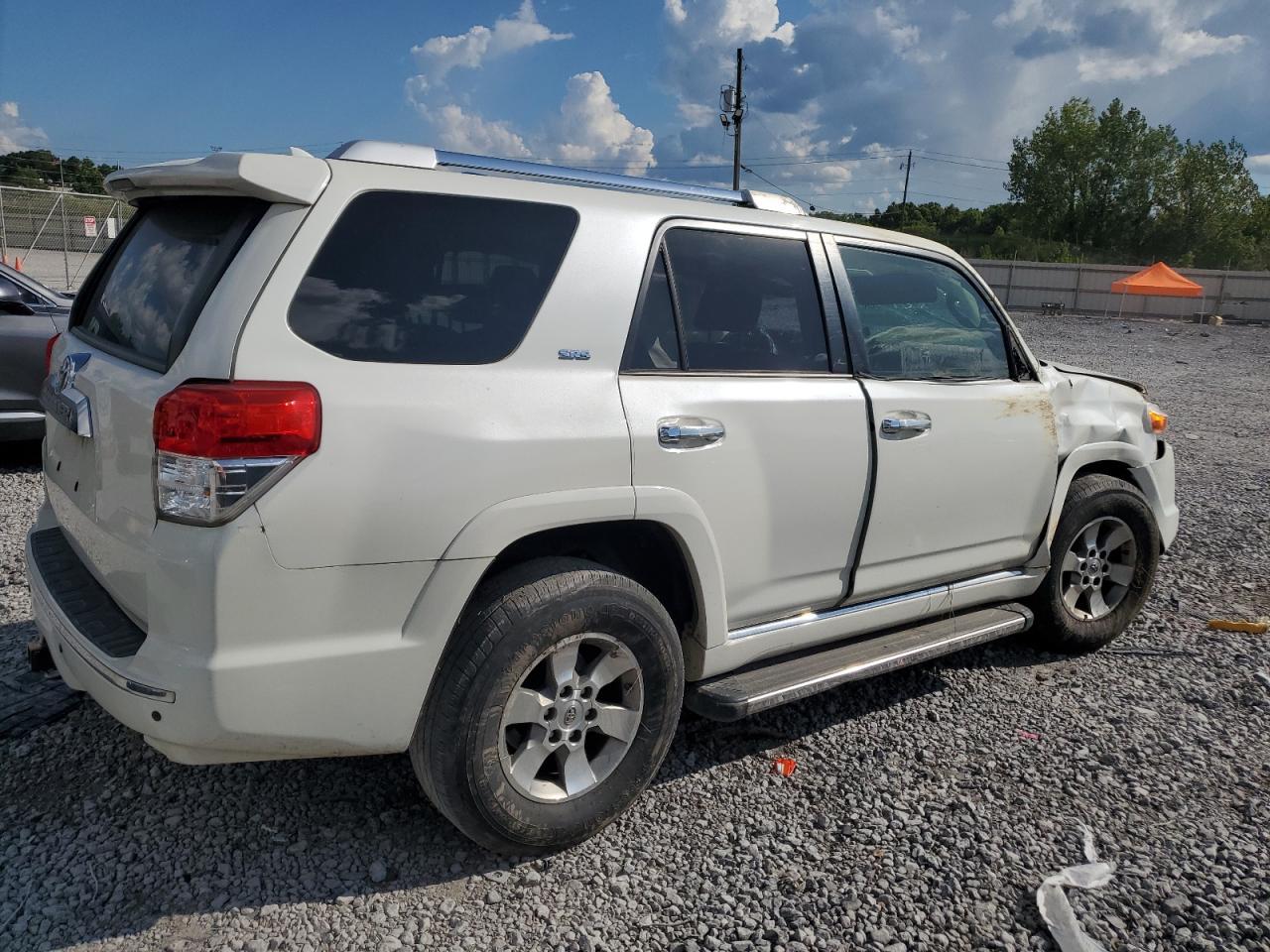 2013 Toyota 4Runner Sr5 - Фото 3
