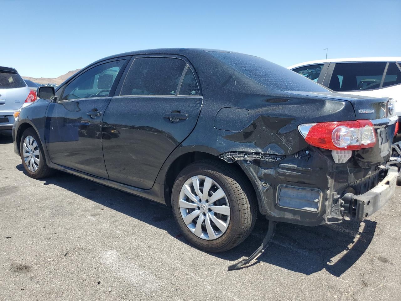 2013 Toyota Corolla Base - Фото 2