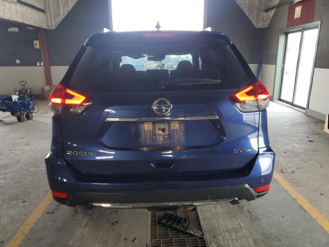 2020 Nissan Rogue S - Фото 6