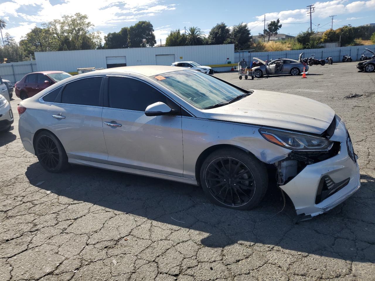 2018 Hyundai Sonata Sport - Image 4