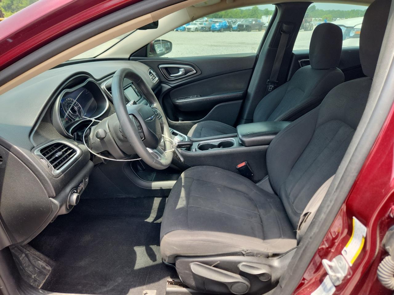 2015 Chrysler 200 Limited - Image 7