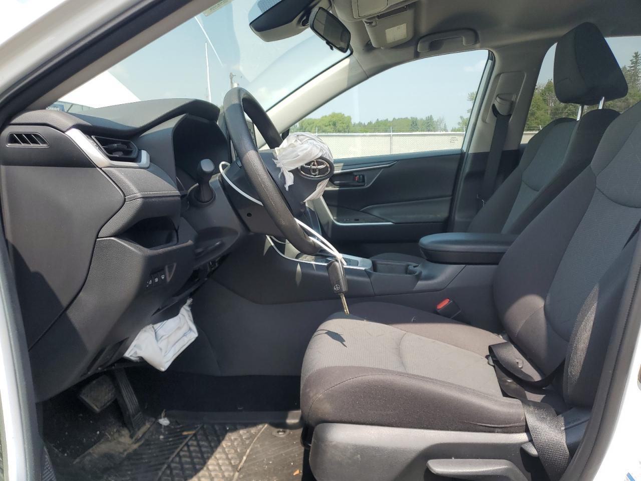 2021 Toyota Rav4 Le - Image 7