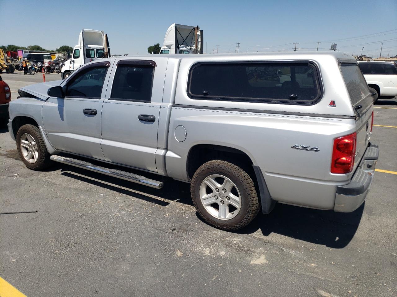 2010 Dodge Dakota Sxt - Image 2