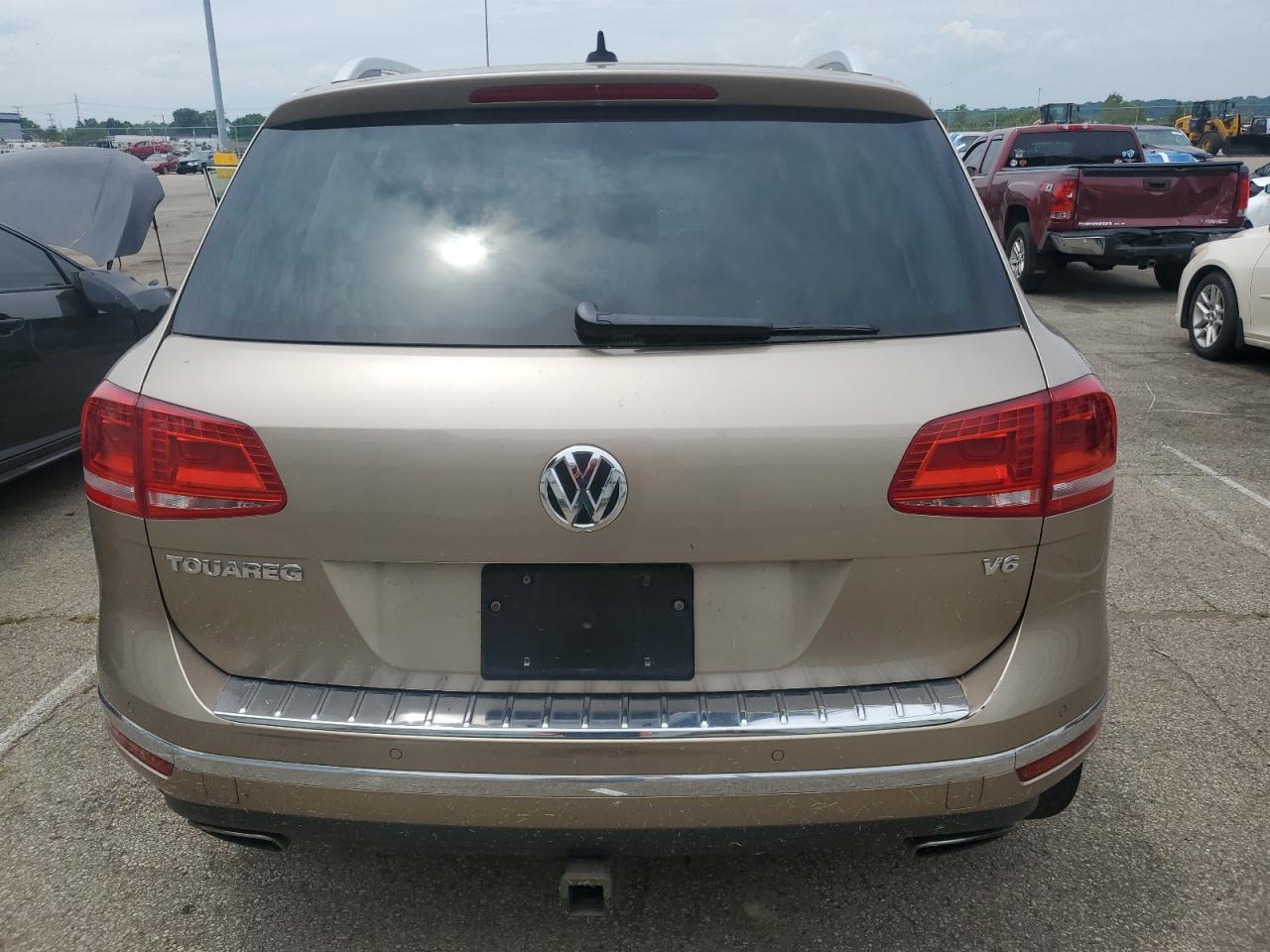 2016 Volkswagen Touareg Sport - Фото 6
