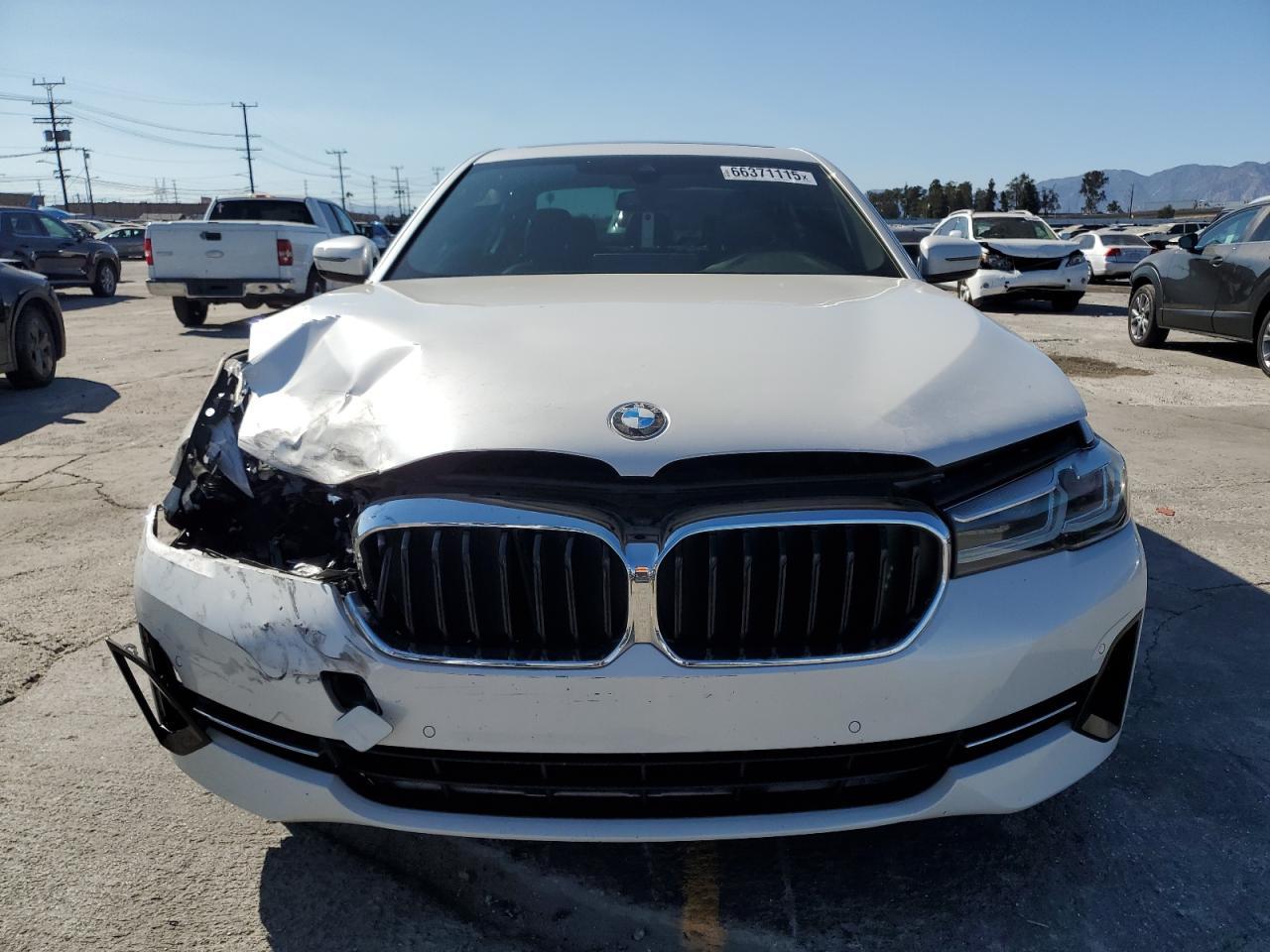 2021 BMW 530 I - Image 5