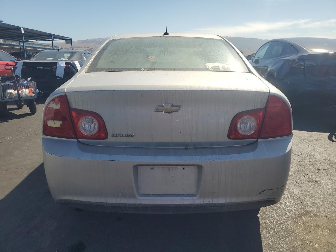 2011 Chevrolet Malibu Ls - Фото 6