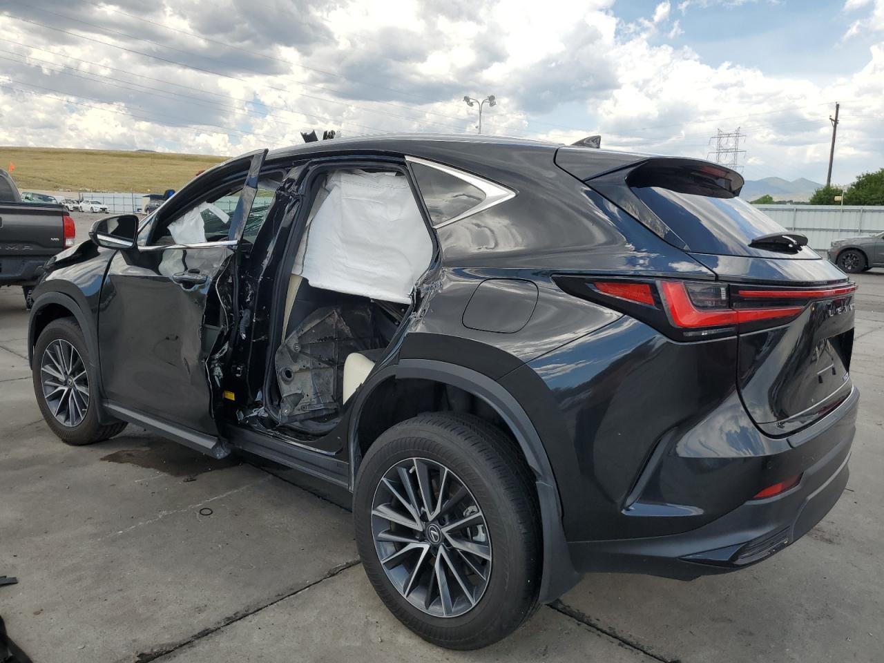 2023 Lexus Nx 250 - Фото 2