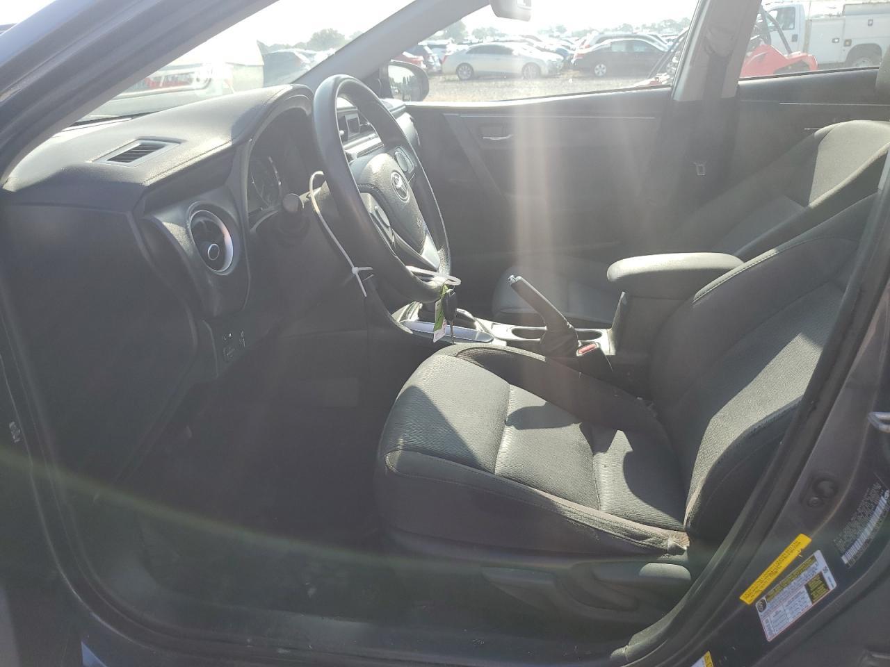 2019 Toyota Corolla L - Фото 7