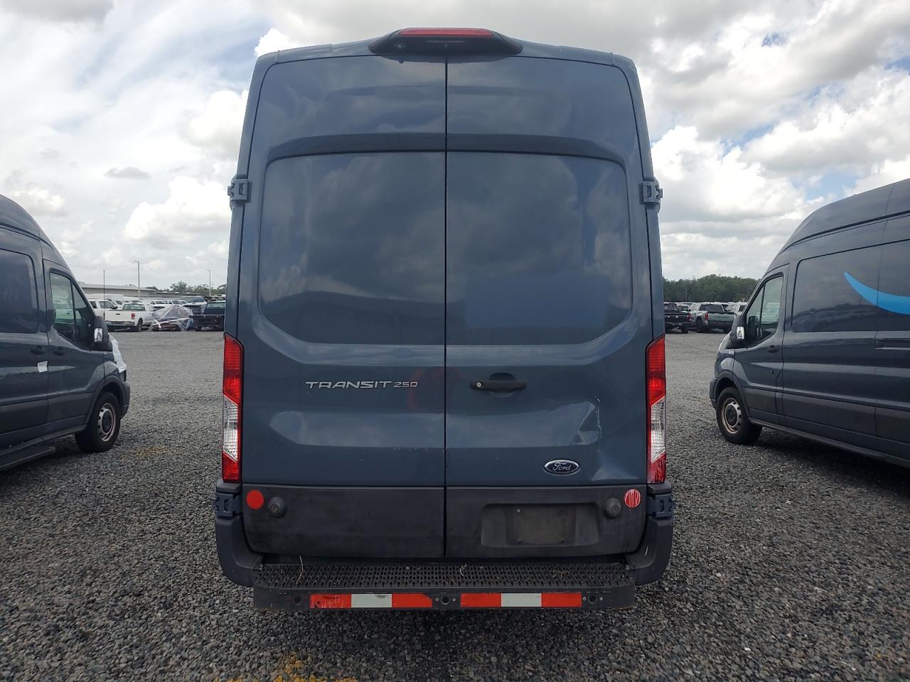2020 Ford Transit T-250 - Image 6