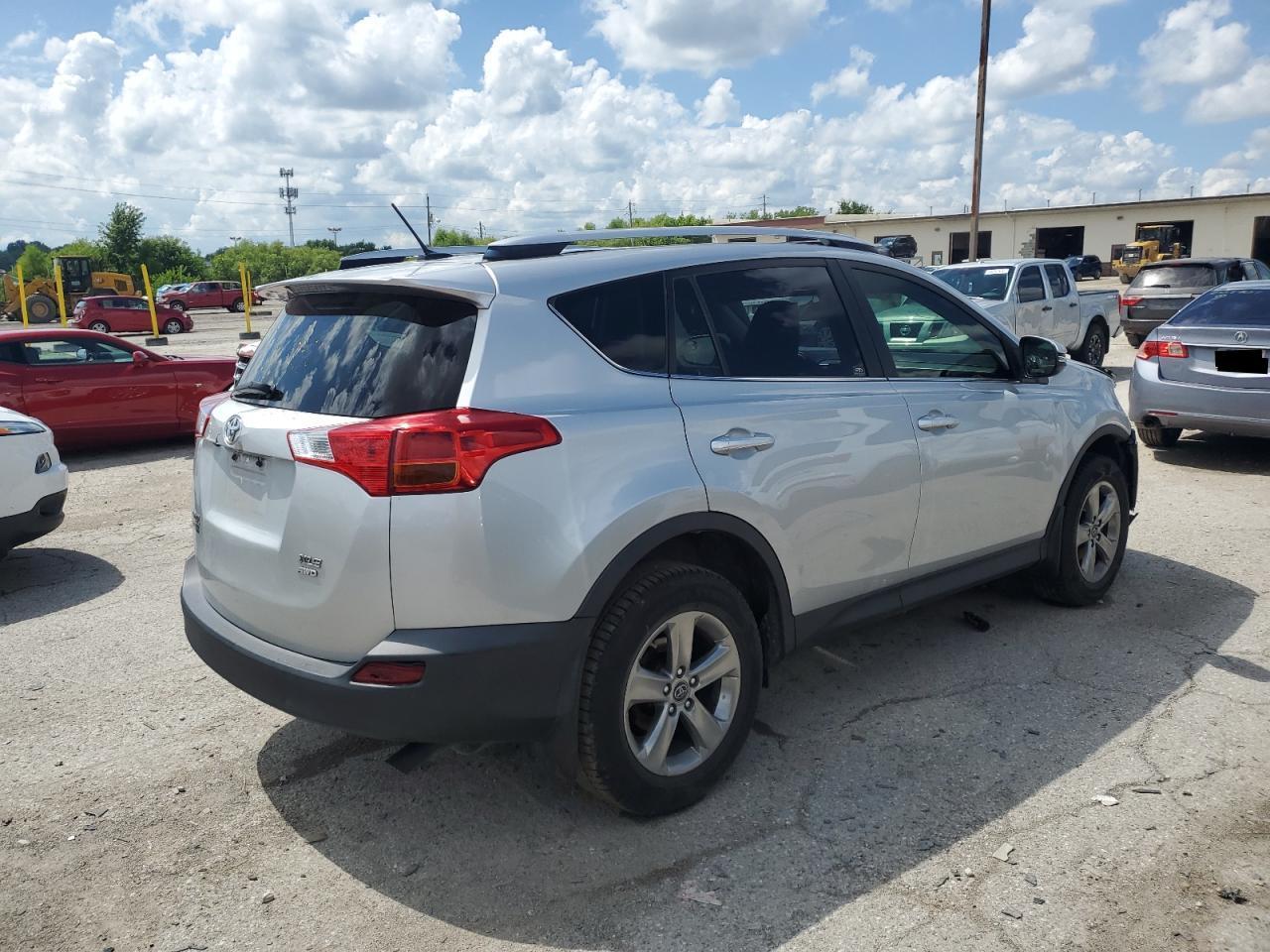 2015 Toyota Rav4 Xle - Фото 3